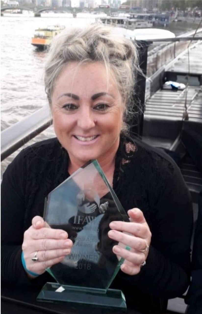 Debbie Bailey with her IFAW award